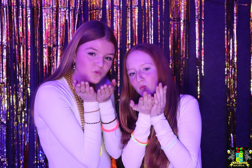 ../Images/Jeugd Opwarmbal Photobooth 168.jpg